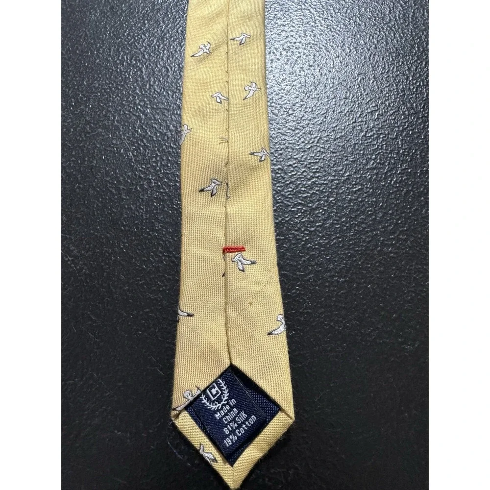 RALPH LAUREN POLO CHAPS Men's Neck Tie Silk Yellow Stripes Seagulls Classic
